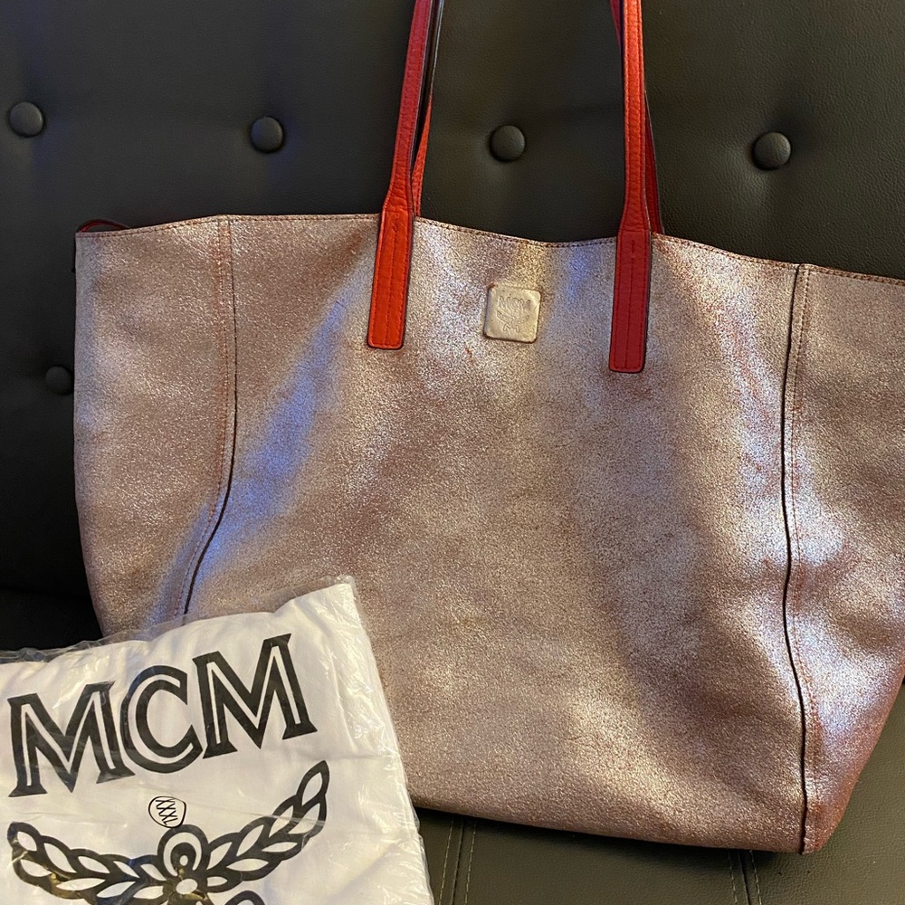 MCM Reversible Leather Shopper